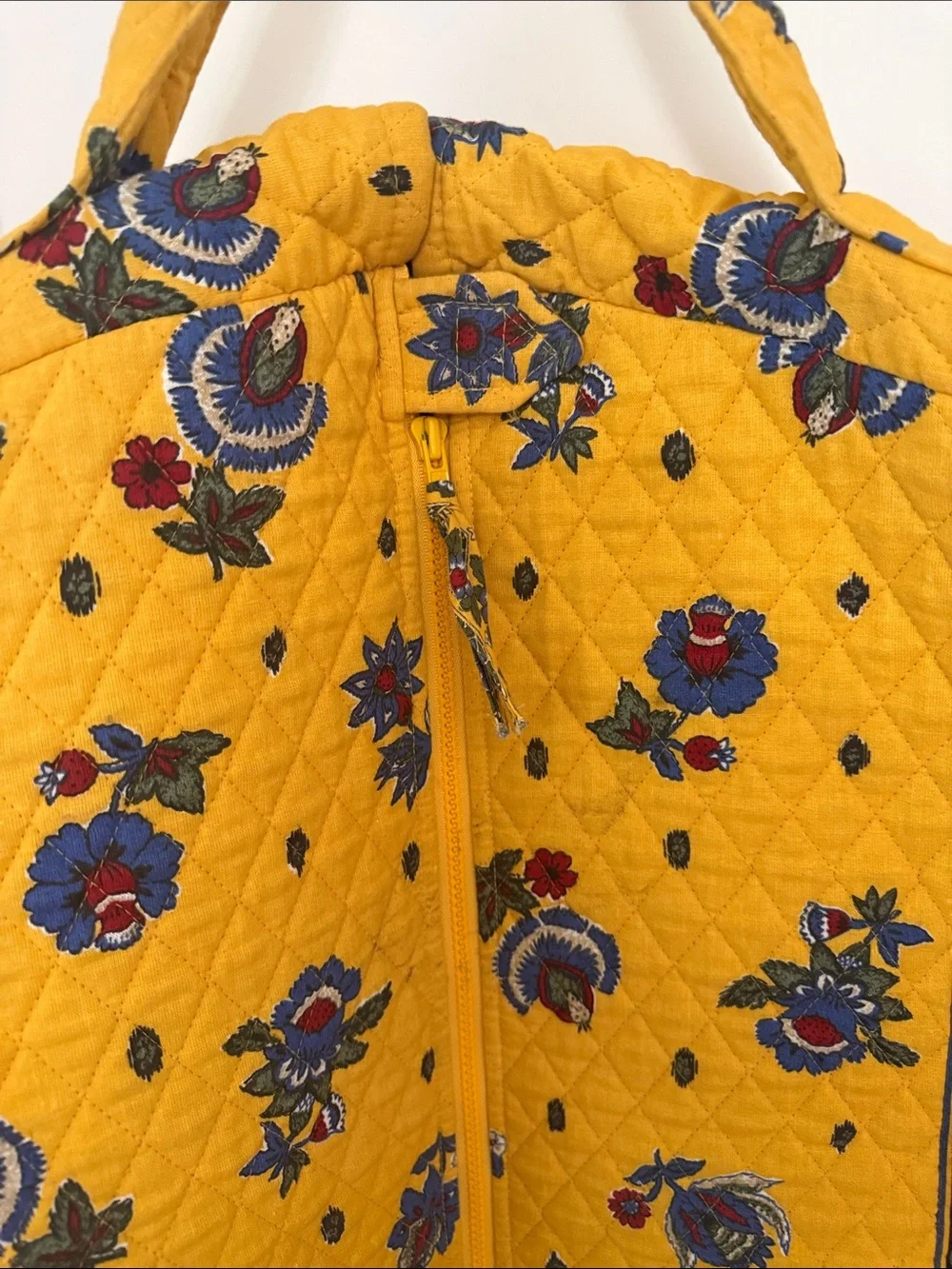 Vera Bradley retired Yellow Quilted Floral Garment Bag travel - Picture 4 of 9